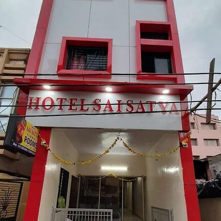 Hotel Sai Satya Shirdi Exterior photo