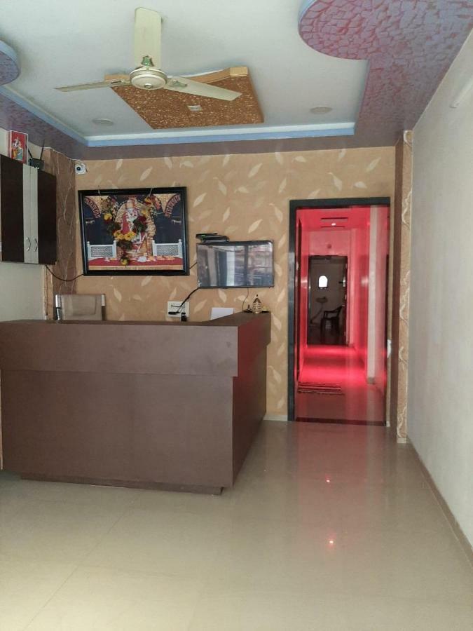 Hotel Sai Satya Shirdi Exterior photo